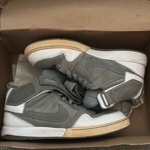 Nike 6.0 Air Sneakers